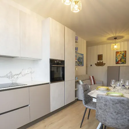 Lotus By Interhome Apartment Milan